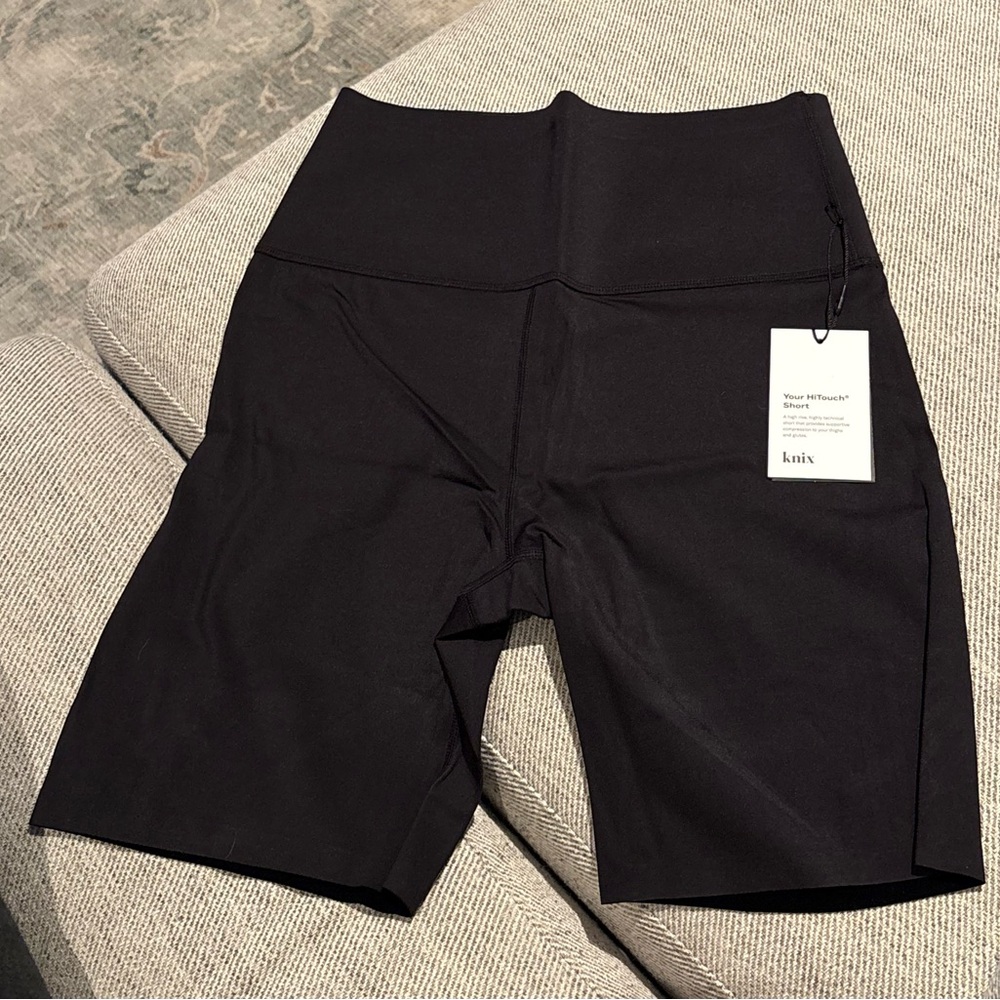 Knix HiTouch High Rise Short - M, Black